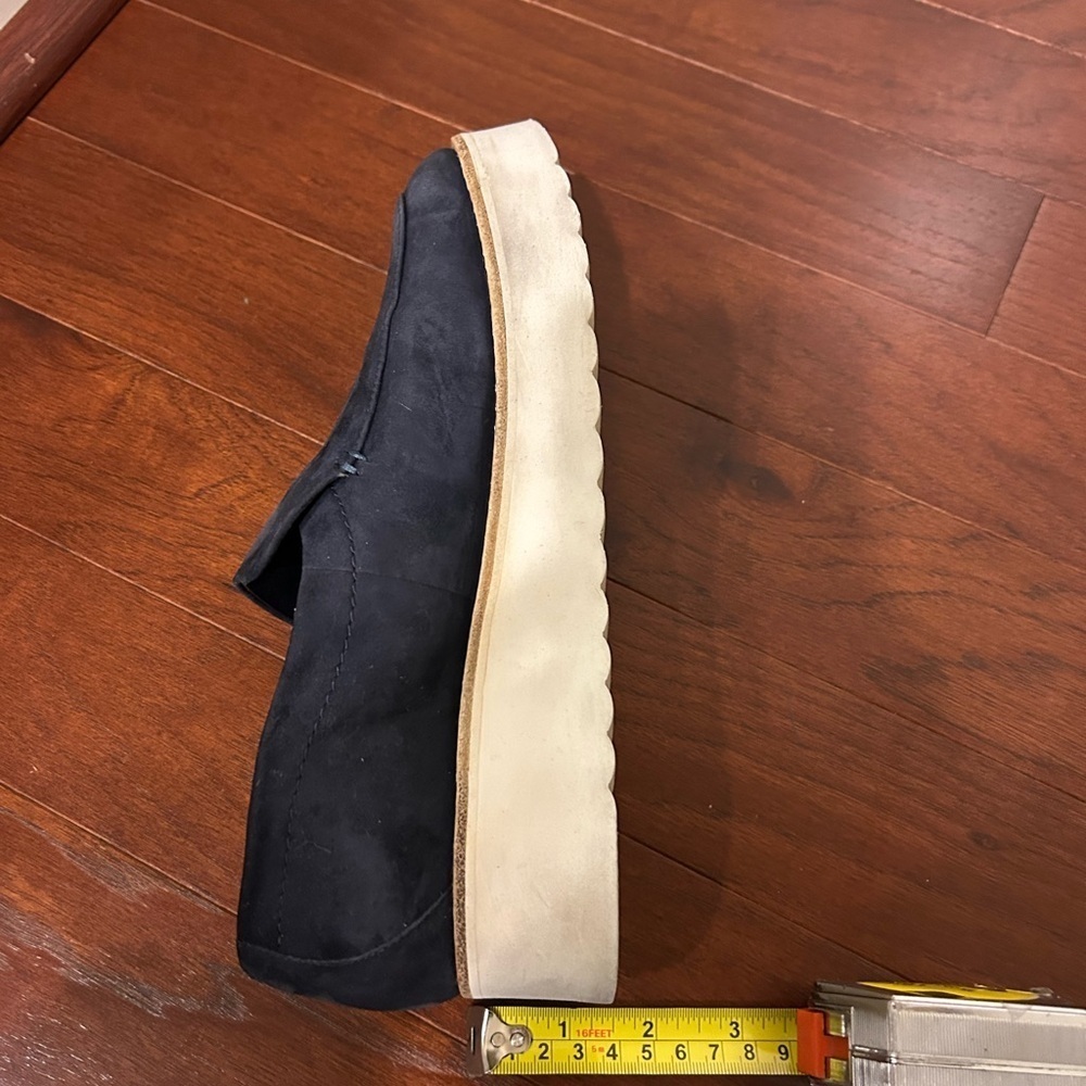 VINCE Zeta Platform Loafer Navy Blue Women's Slip on Suede sz.8M - Picture 8 of 9